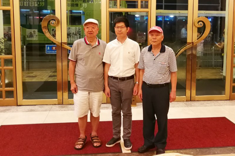 為文學高歌不息——泉州籍香港作家李遠榮訪談錄