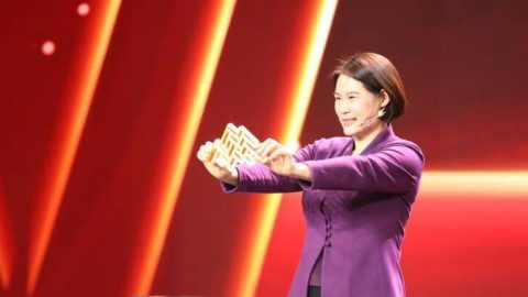 贊齊魯時代英模楊守偉