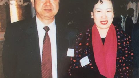 海外華人民族歌手趙淑俠