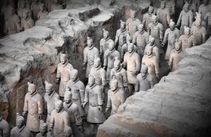 參觀秦始皇帝陵搏物院放歌