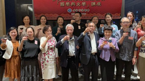 香港作聯國慶中秋聯歡  潘耀明會長公布作聯三十五周年安排