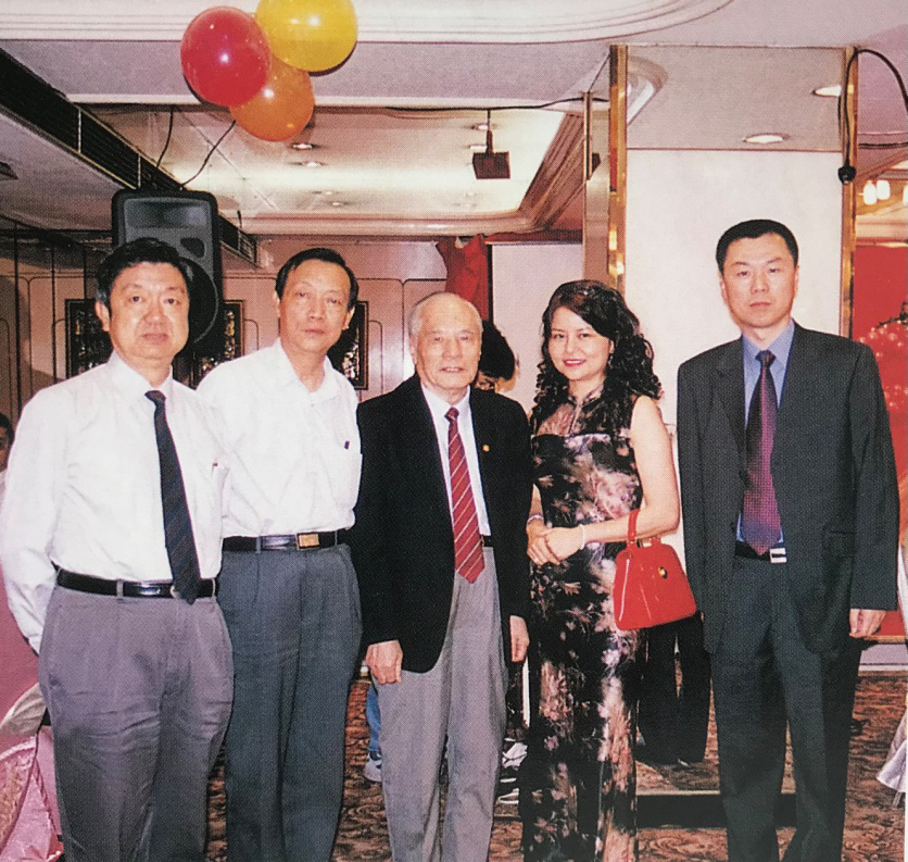 曾敏之為粵港澳大灣區文學交流作貢獻