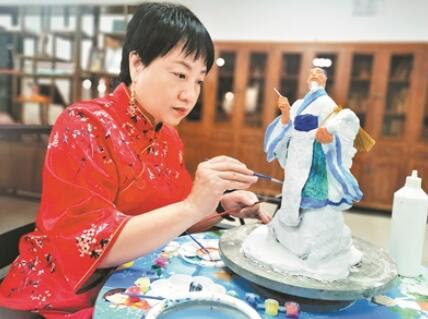己巳夜懷父、綢衣燈公詠四傑